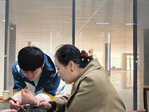 �y���k�����b���OӋ�Ŀ|�N���OӋ